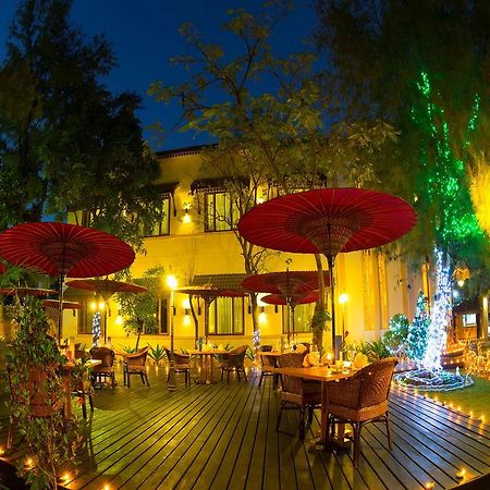 Hotel Amazing Mandalaj Kültér fotó