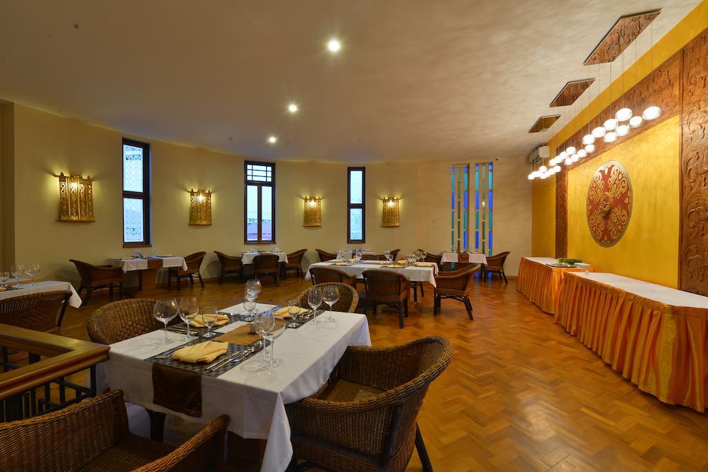 Hotel Amazing Mandalaj Kültér fotó