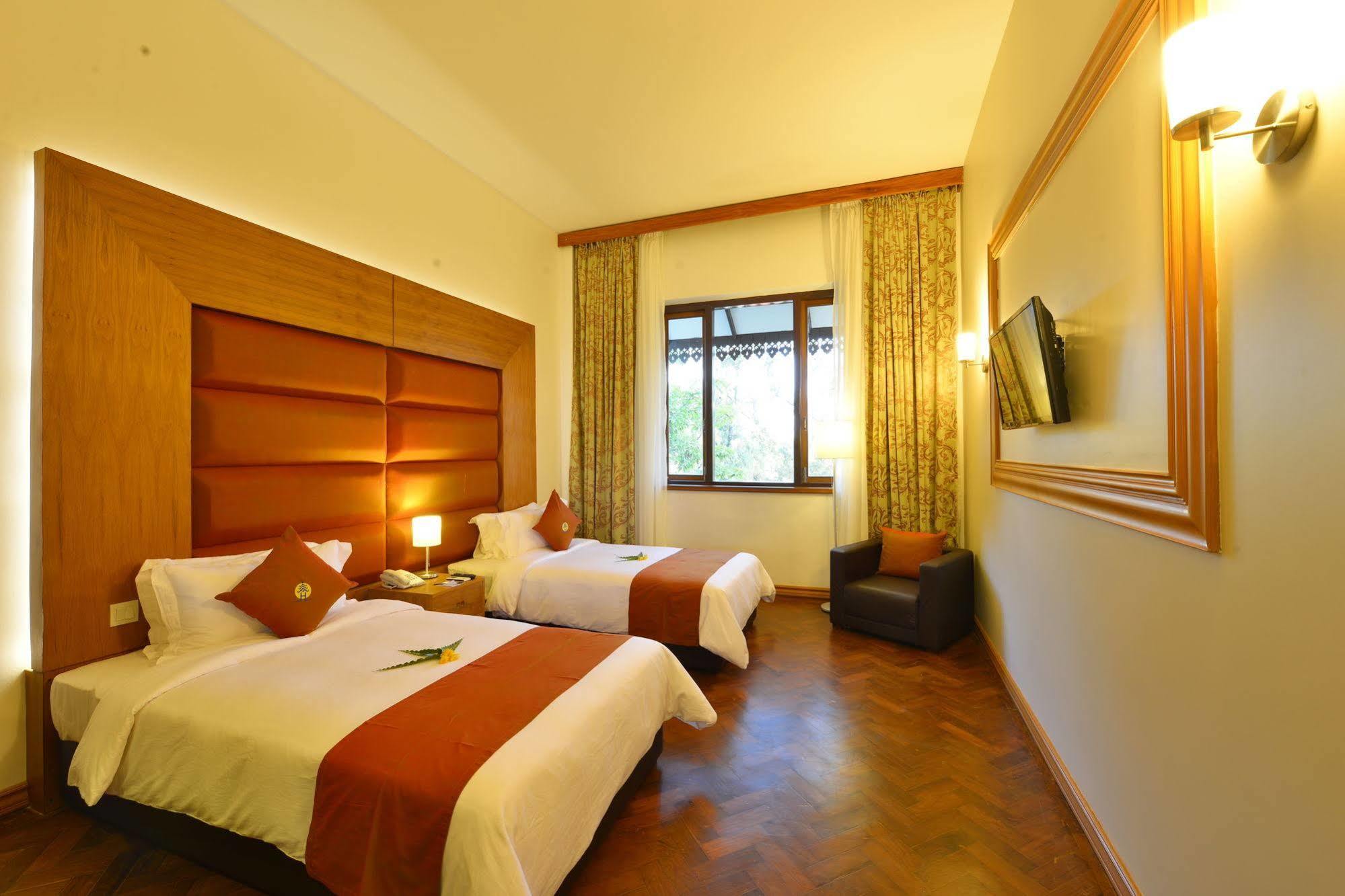 Hotel Amazing Mandalaj Kültér fotó