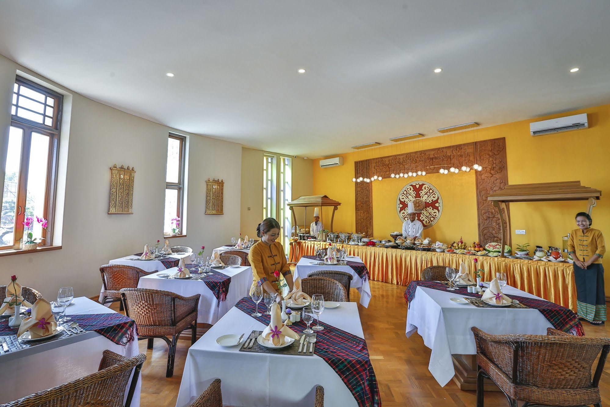 Hotel Amazing Mandalaj Kültér fotó