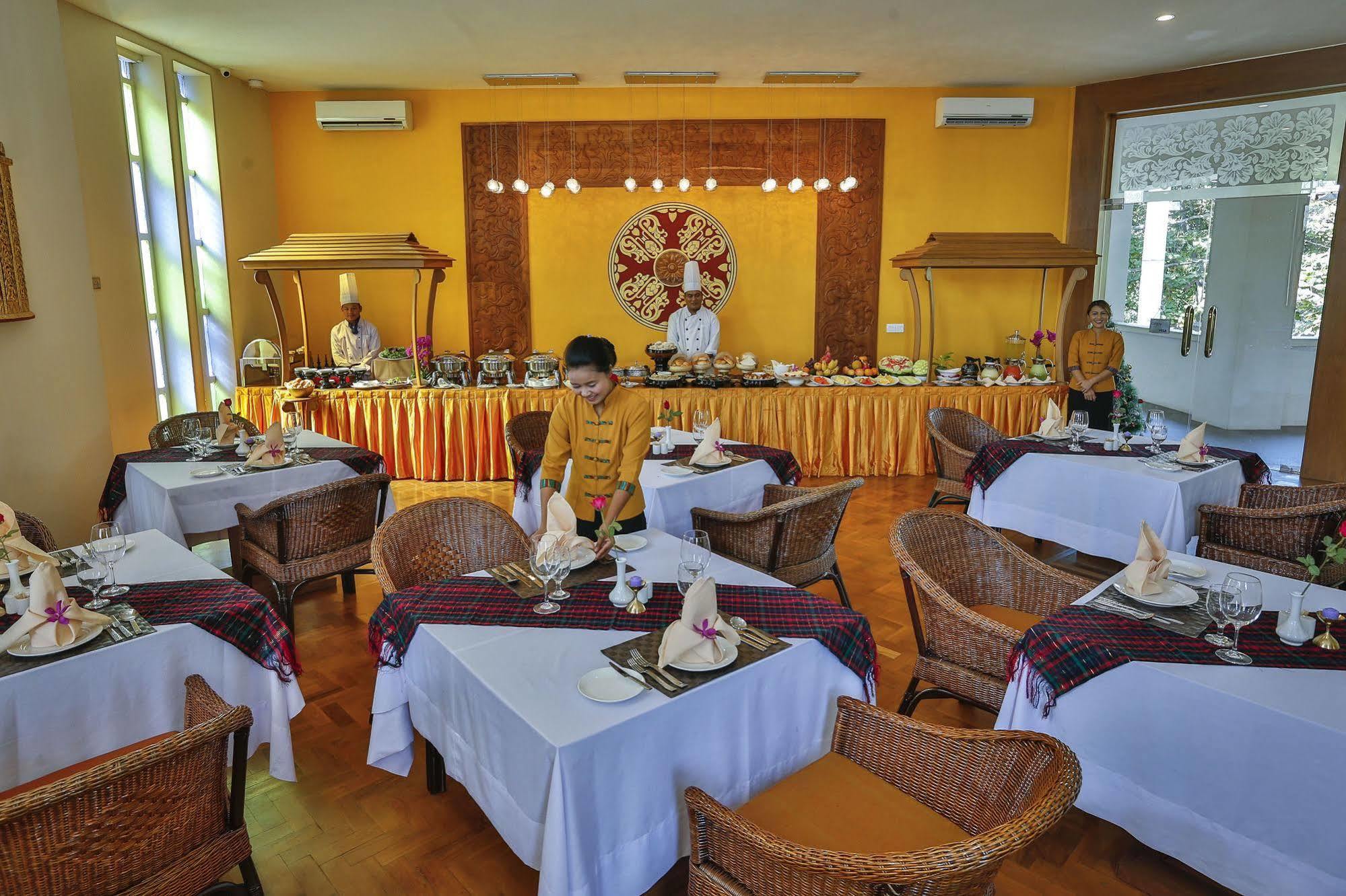 Hotel Amazing Mandalaj Kültér fotó
